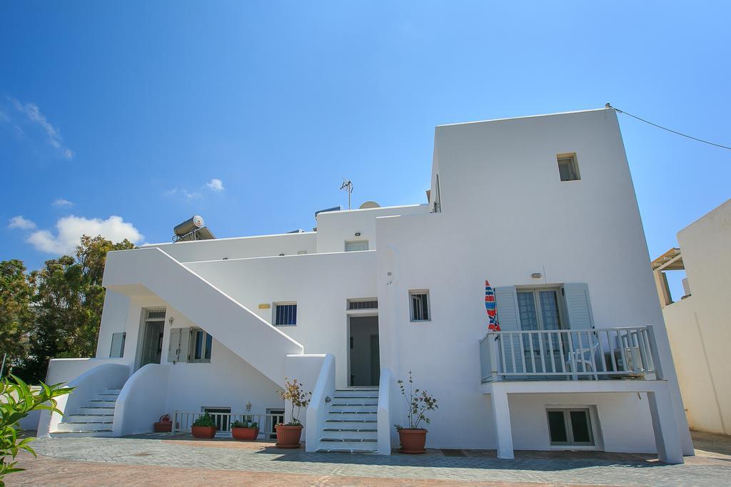 Ampeli Apartments Парос Екстериор снимка
