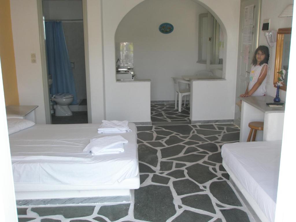 Ampeli Apartments Парос Екстериор снимка